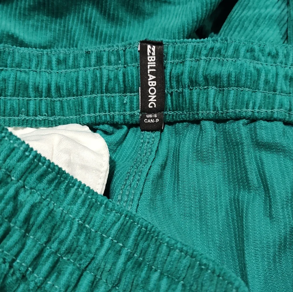 Billabong Mike EW Corduroy Shorts Men's S Green Relaxed Comfy - New With Tags - Picture 6 of 8